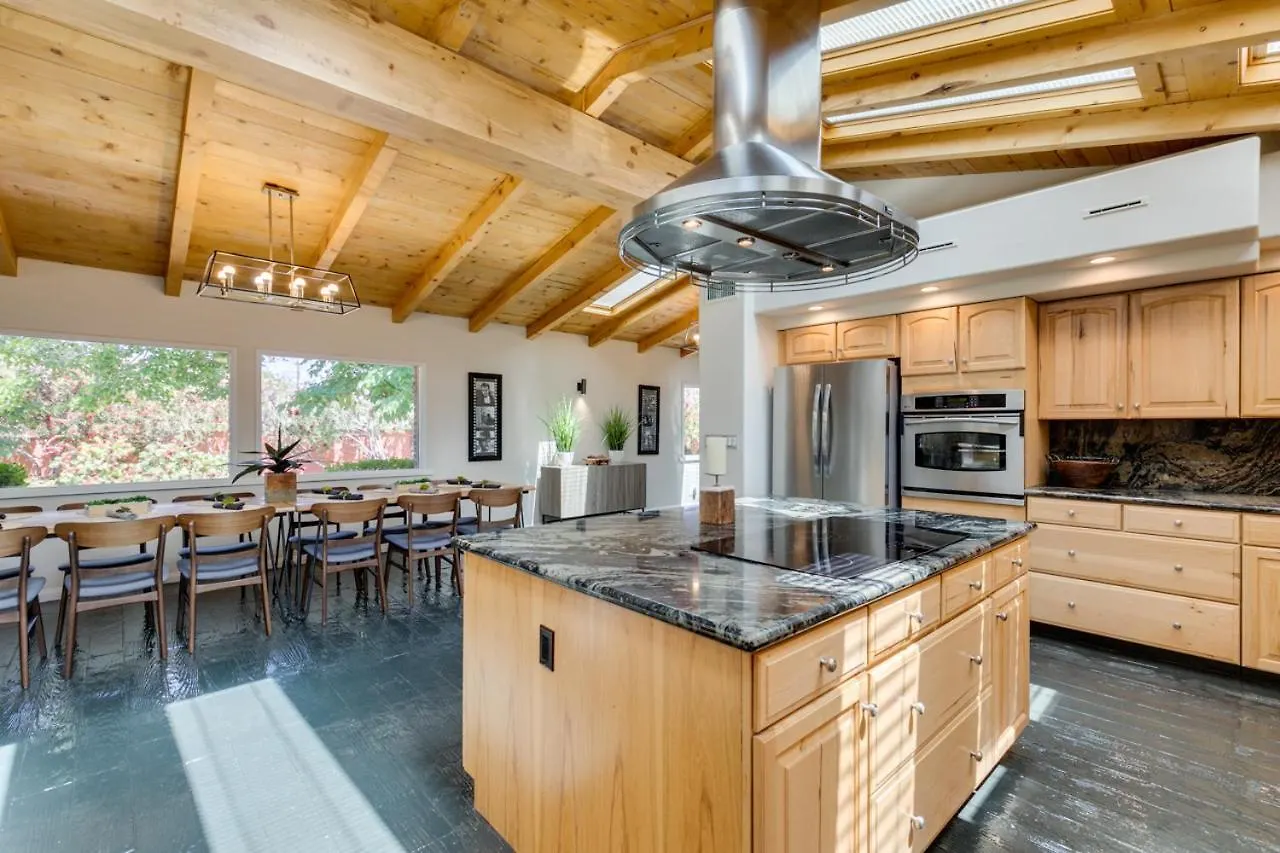 بيت للعطل فيلا The Sedona Estate لاس فيغاس